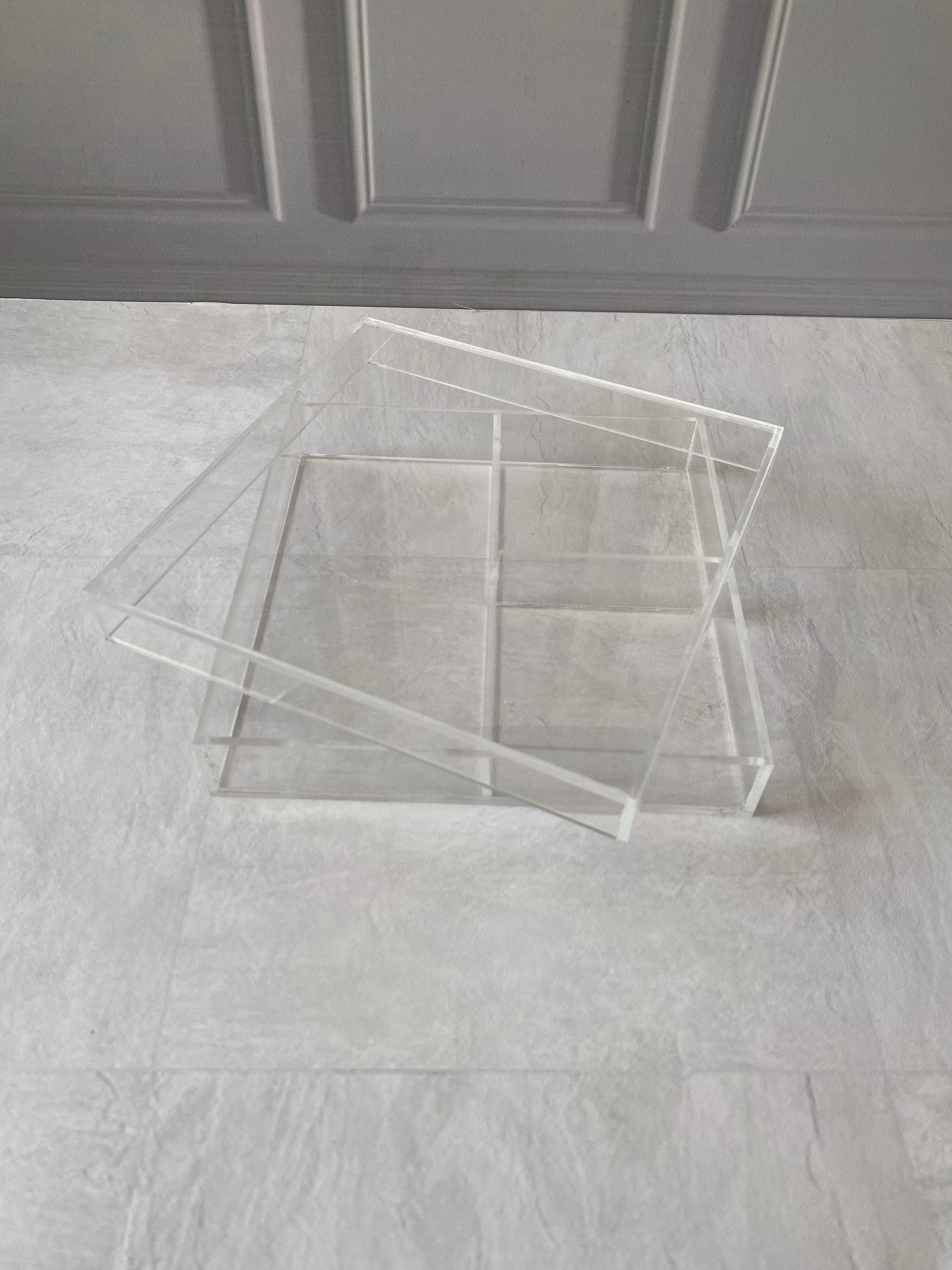 Caja tarjetero 18x18x3 cm con división