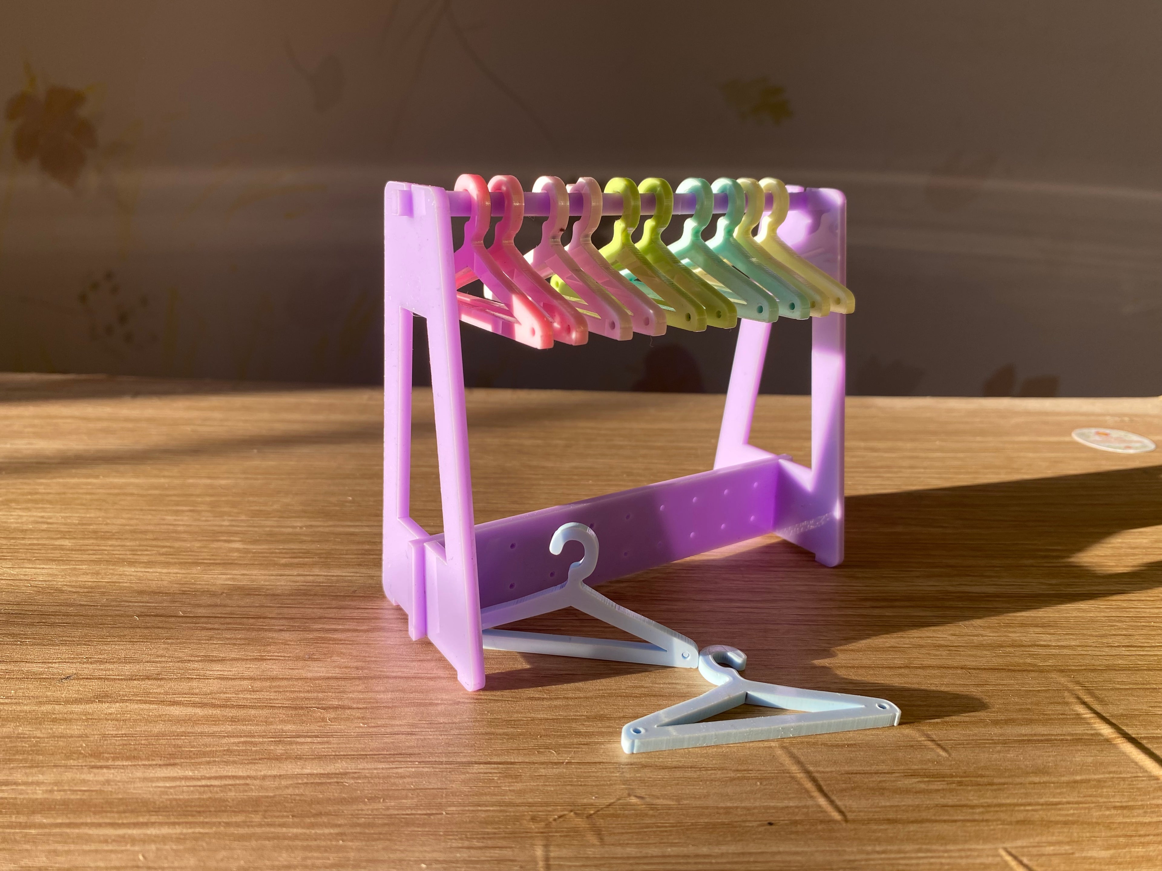 Joyero de acrílico de colores pastel